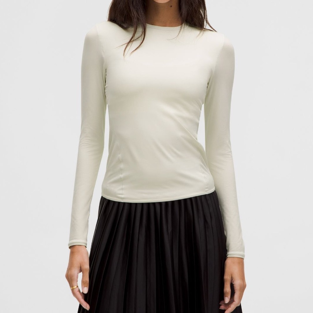 Lululemon Wondermost Ultra-soft Nulu crewneck long sleeve tee in Bone XS